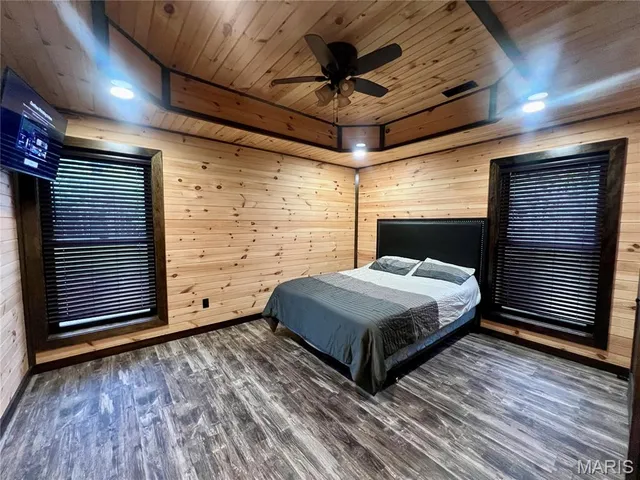 $769,500 | 1067 Forest Road 4811, Doniphan, MO 63935