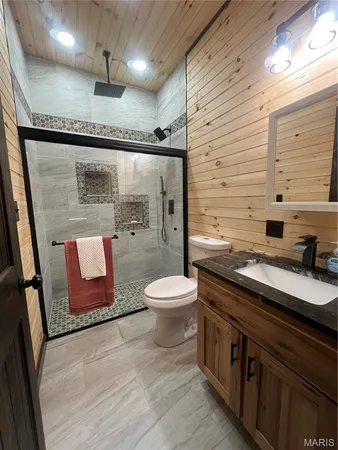 $769,500 | 1067 Forest Road 4811, Doniphan, MO 63935