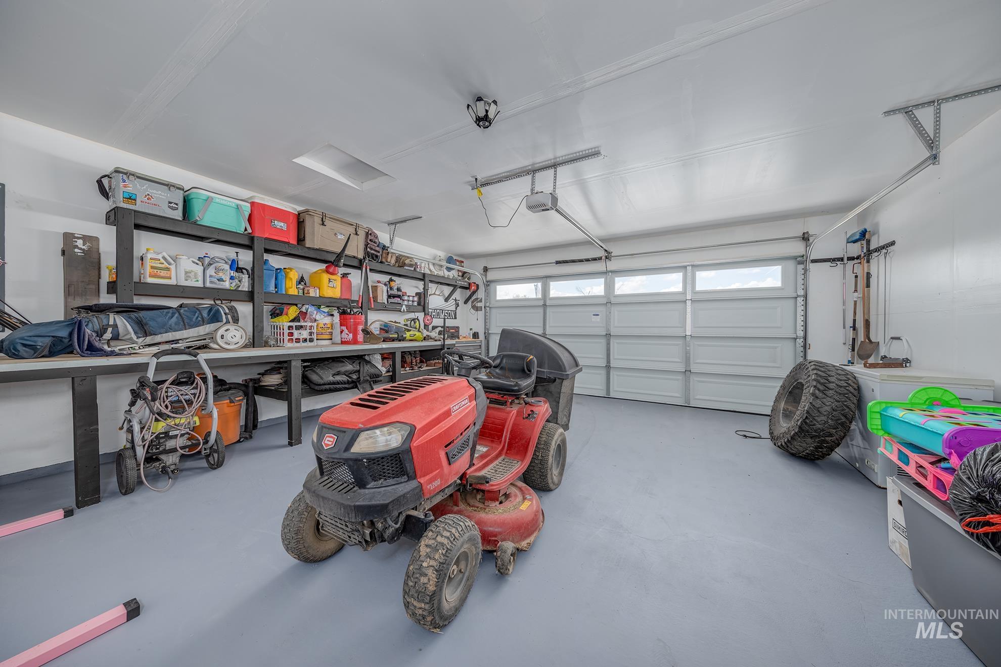 1049 Price Road Weiser, ID 83672 - Photo 30 of 47 Garage