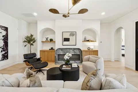 $2,050,000 | 2015 Euclid Avenue, Dallas, TX 75206