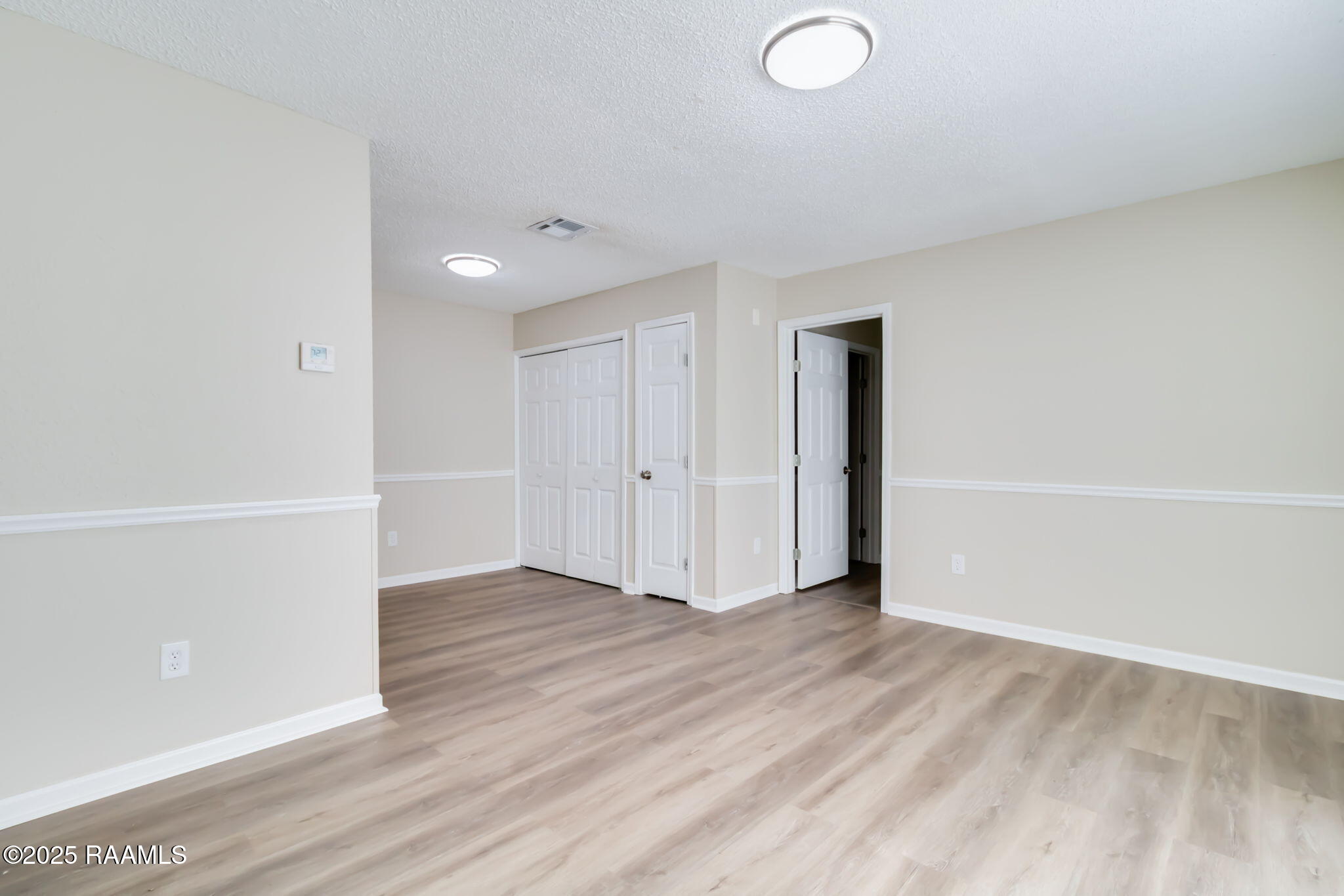 610 Pillette Road, Unit 203 Lafayette, LA 70508 - Photo 4 of 14 7-web-or-mls-610 Pillette-13