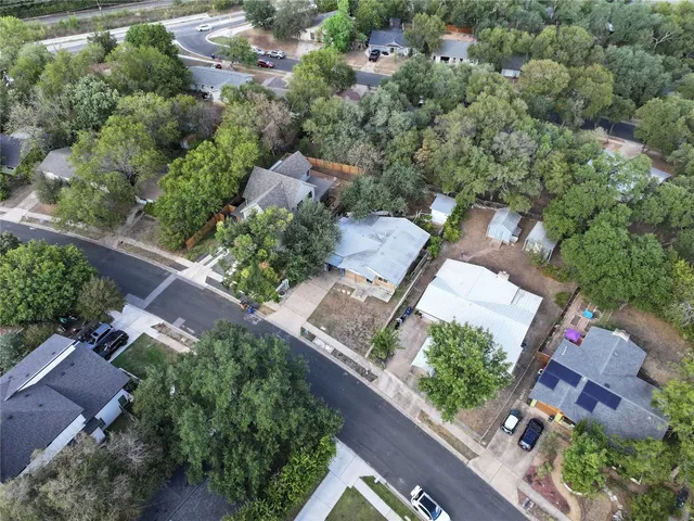 $325,000 | 808 Cardiff Drive, Austin, TX 78745