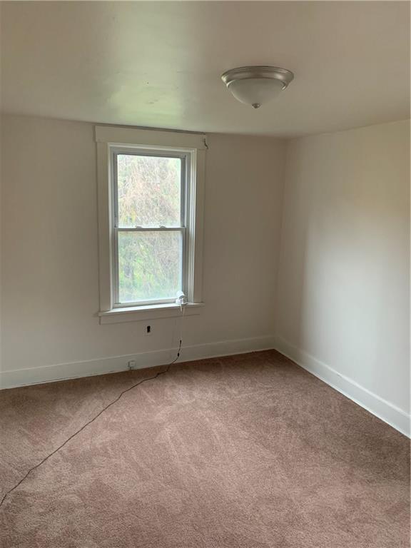 2215 Laketon Road Pittsburgh, PA 15221 - Photo 16 of 18 Gallery Image 16