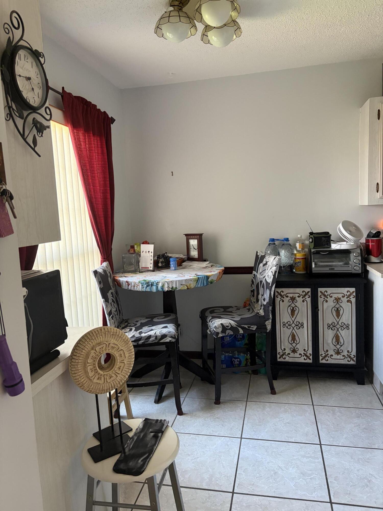 20928 Sedgewick Drive, Unit 399 Boca Raton, FL 33433 - Photo 5 of 18 Dinette area