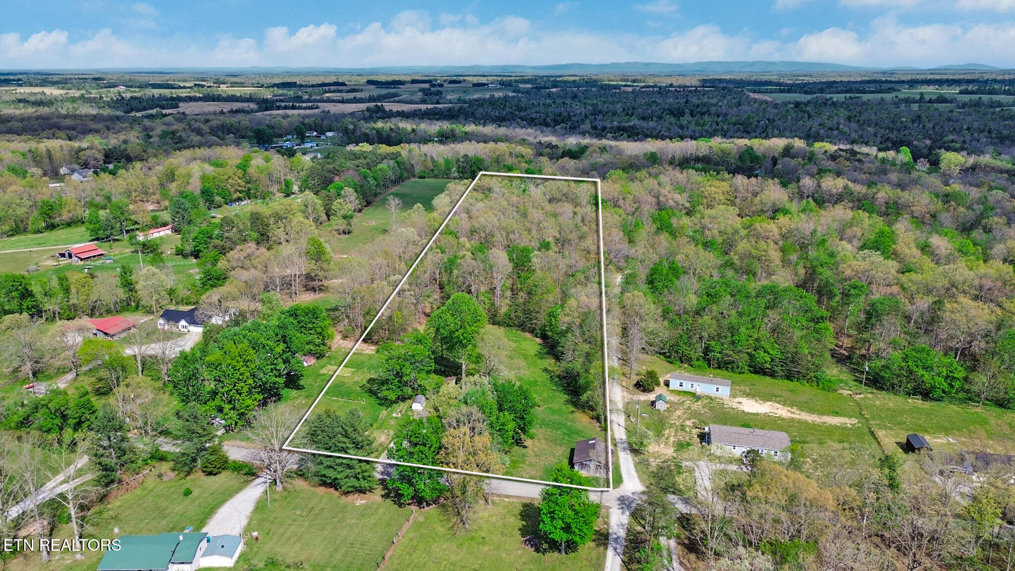 1243 Franklin Loop, Unit 5 ACRES Clarkrange, TN 38553 - Photo 4 of 32 1