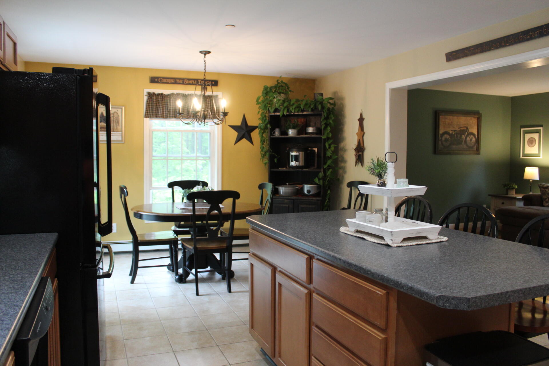 430 Sam Allen Road Sanford, ME 04073 - Photo 13 of 49 IMG_0527
