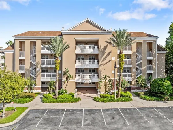 $297,500 | 7651 Whisper Way, Unit 401, Reunion, FL 34747