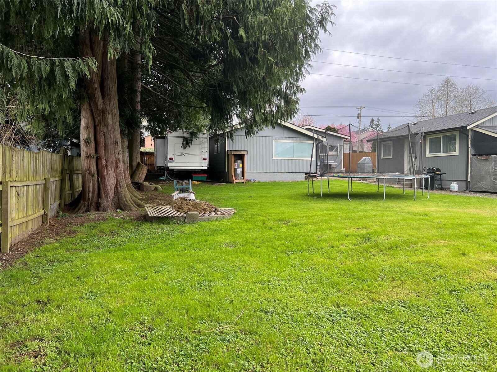 7523 Upper Ridge Road Everett, WA 98203 - Photo 33 of 34 Gallery Image 33