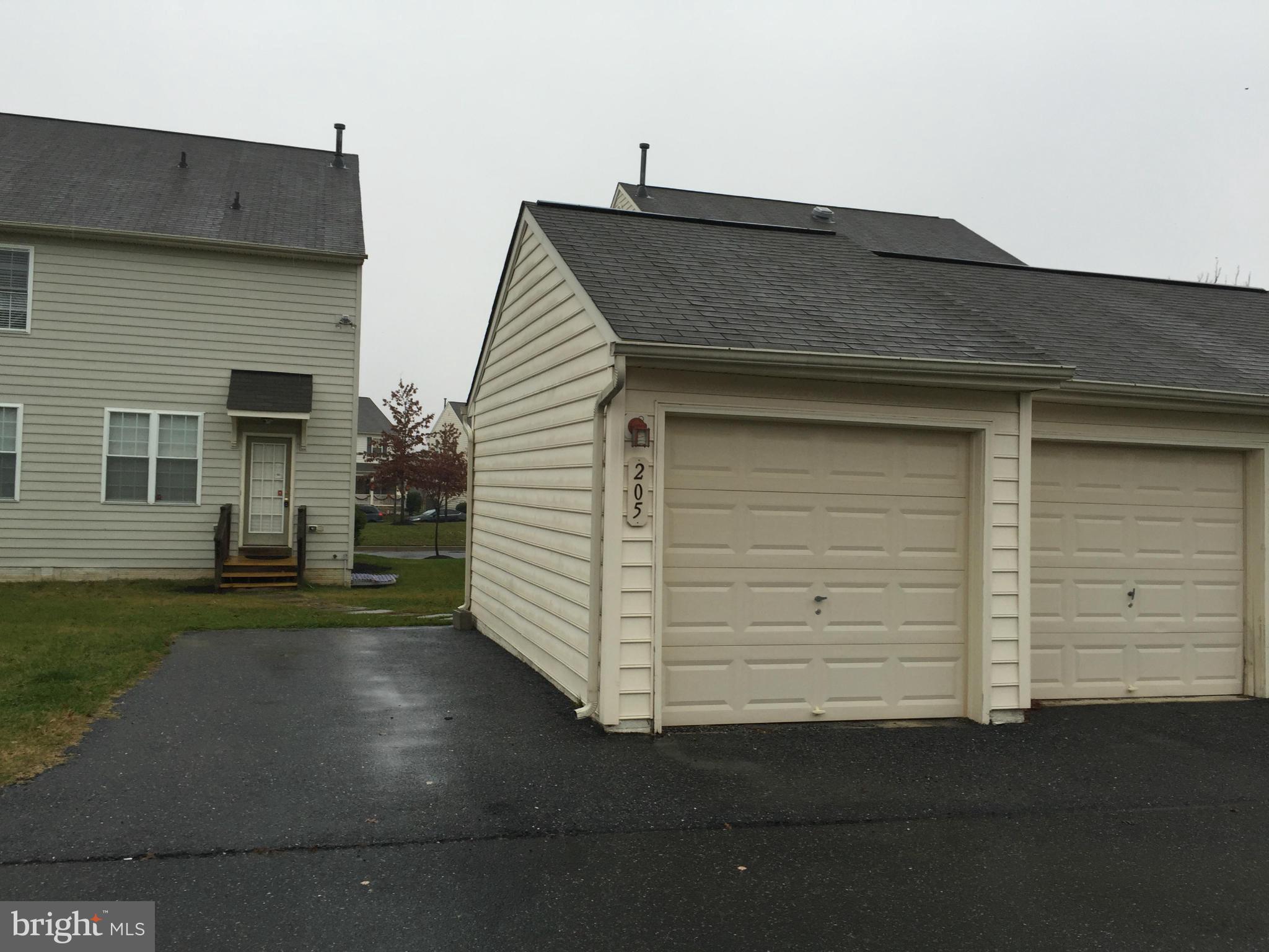 205 Commodore Drive Baltimore, MD 21221 - Photo 10 of 15 Exterior (Rear)