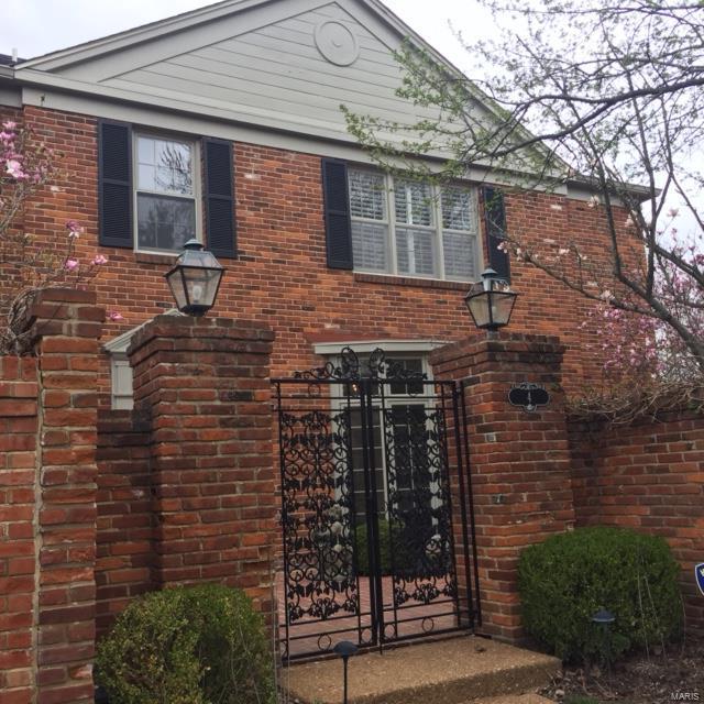 4 Chatfield Place Road Creve Coeur, MO 63141 - Photo 1 of 1 Gallery Image 1