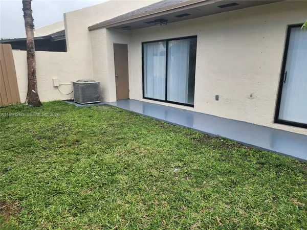 $2,200 | 1459 Yellowthroat Street, Homestead, FL 33035