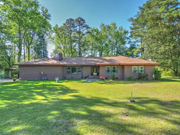 $450,000 | 3936 Vance Road, Holly Hill, SC 29059