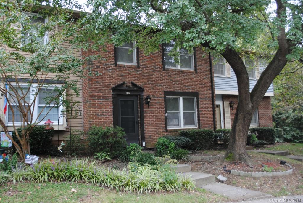 8262 Knights Bridge Road Charlotte, NC 28210 - Photo 1 of 7 Gallery Image 1
