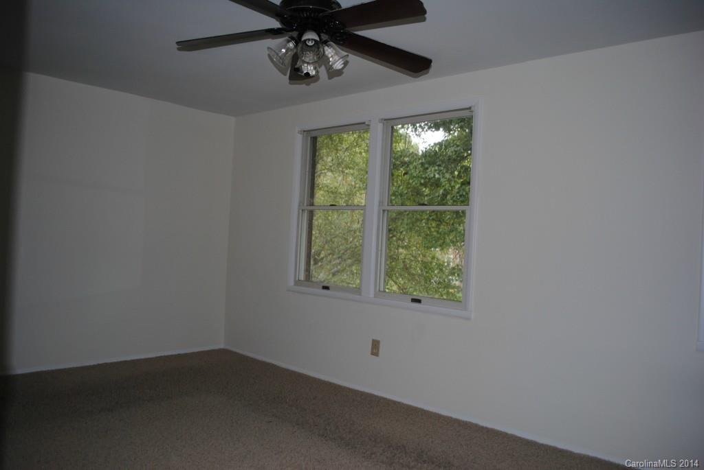 8262 Knights Bridge Road Charlotte, NC 28210 - Photo 2 of 7 Gallery Image 2