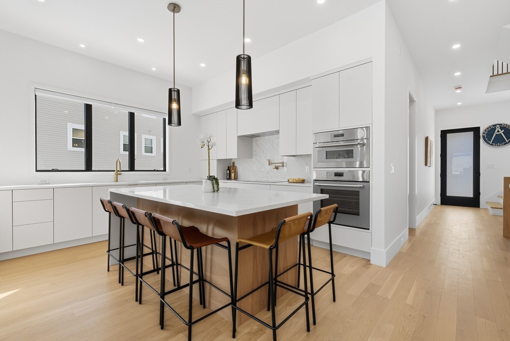 158 Langley Road, Unit 158 Newton, MA 02459 - Photo 2 of 31