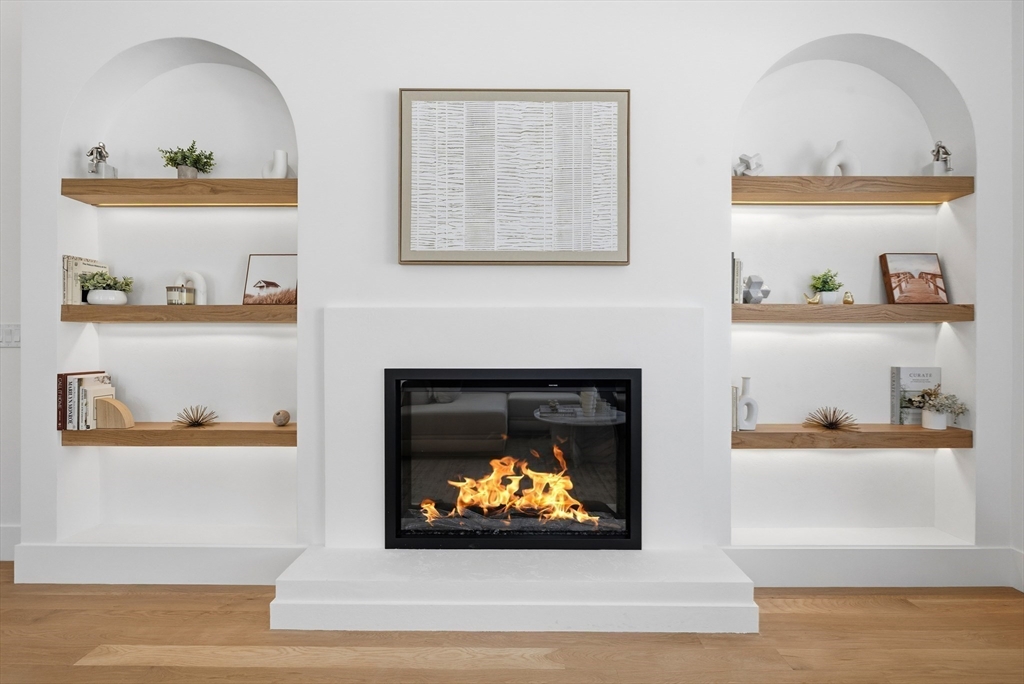 158 Langley Road, Unit 158 Newton, MA 02459 - Photo 6 of 31