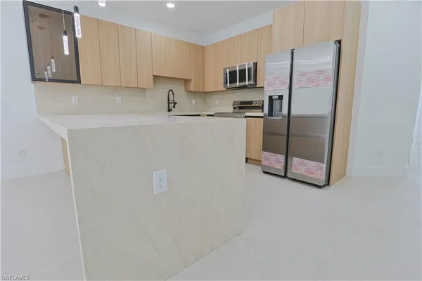 $505,000 | 613-615 West 12th Street, Lehigh Acres, FL 33972