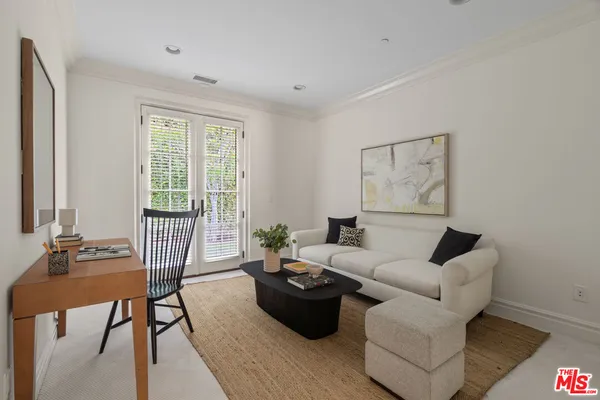 $13,000 | 3697 Benedict Canyon Lane, Sherman Oaks, CA 91423