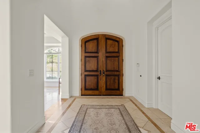 $14,850 | 3697 Benedict Canyon Lane, Sherman Oaks, CA 91423