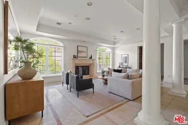 $14,850 | 3697 Benedict Canyon Lane, Sherman Oaks, CA 91423