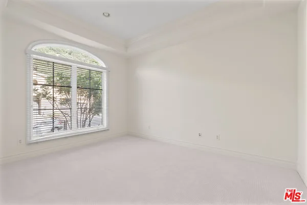 $13,000 | 3697 Benedict Canyon Lane, Sherman Oaks, CA 91423