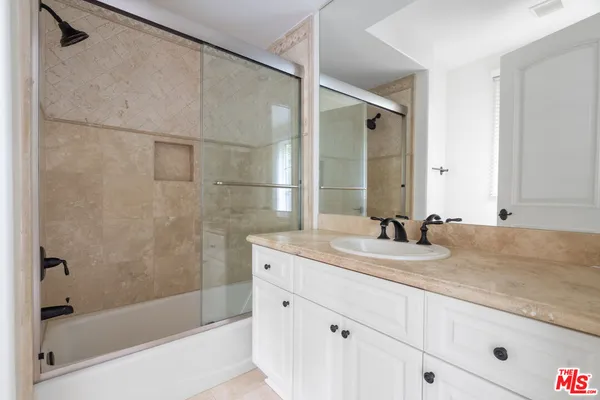 $13,000 | 3697 Benedict Canyon Lane, Sherman Oaks, CA 91423