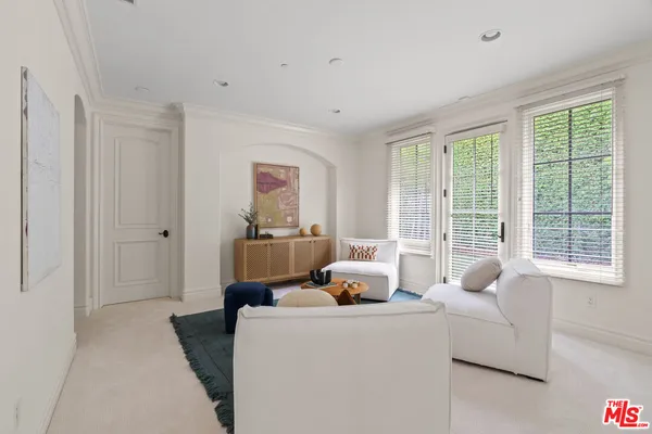 $13,000 | 3697 Benedict Canyon Lane, Sherman Oaks, CA 91423