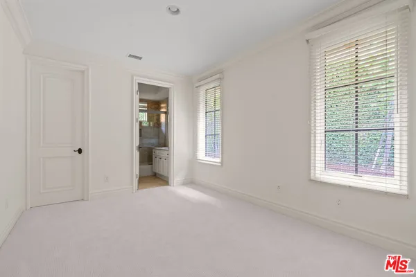 $13,000 | 3697 Benedict Canyon Lane, Sherman Oaks, CA 91423