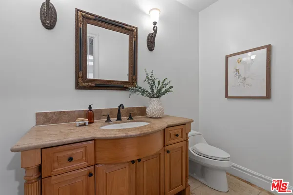 $13,000 | 3697 Benedict Canyon Lane, Sherman Oaks, CA 91423