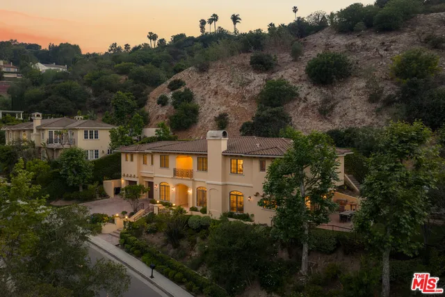 $14,850 | 3697 Benedict Canyon Lane, Sherman Oaks, CA 91423