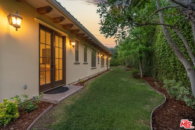 $14,850 | 3697 Benedict Canyon Lane, Sherman Oaks, CA 91423