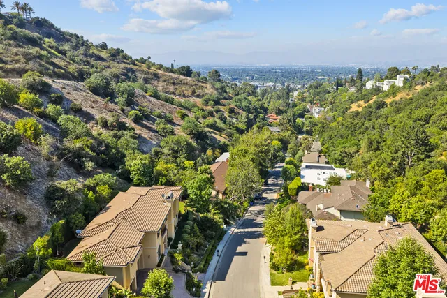$14,850 | 3697 Benedict Canyon Lane, Sherman Oaks, CA 91423