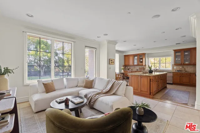 $14,850 | 3697 Benedict Canyon Lane, Sherman Oaks, CA 91423