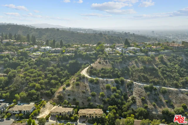 $14,850 | 3697 Benedict Canyon Lane, Sherman Oaks, CA 91423