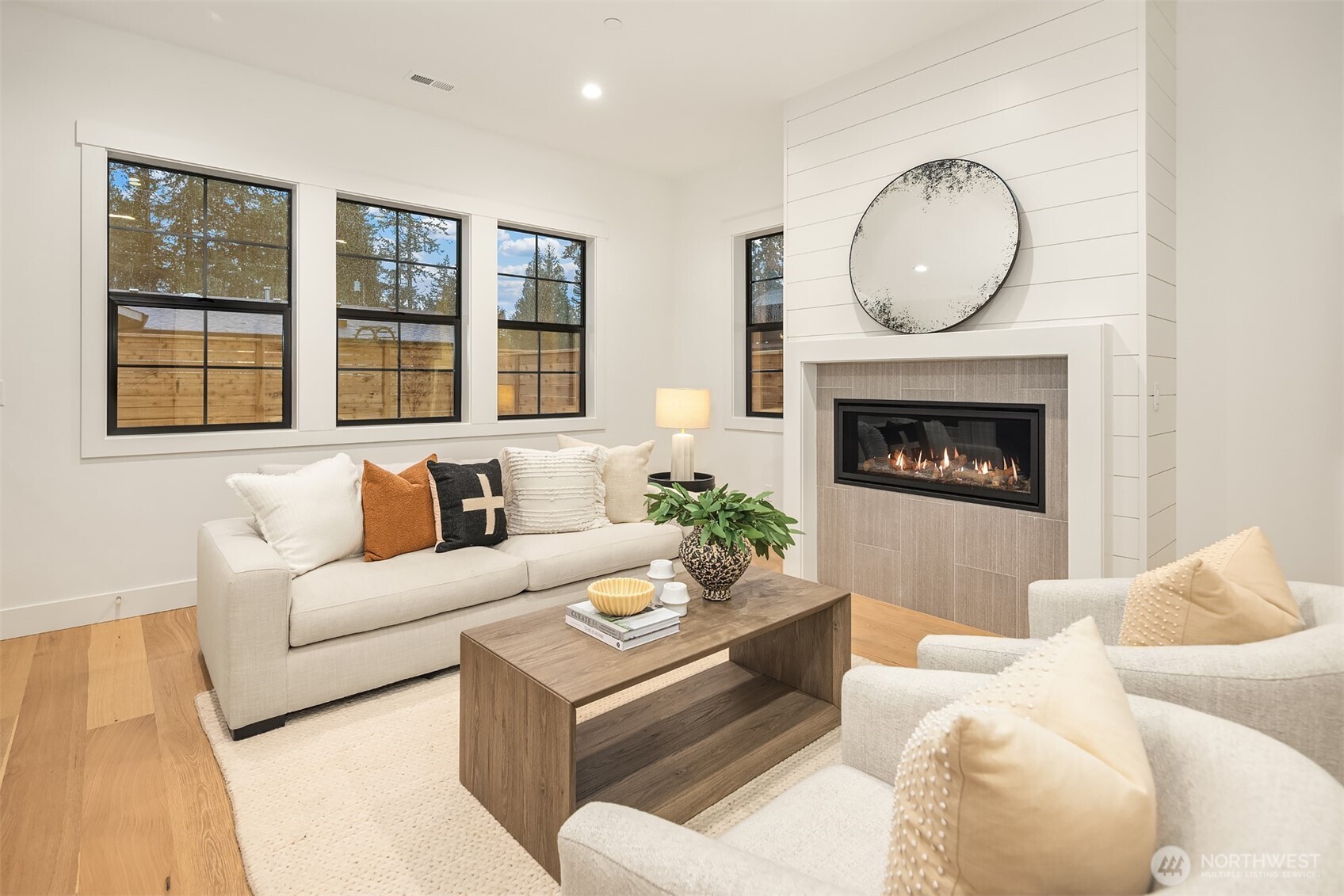 809 166th Avenue Northeast Bellevue, WA 98008 - Photo 12 of 27