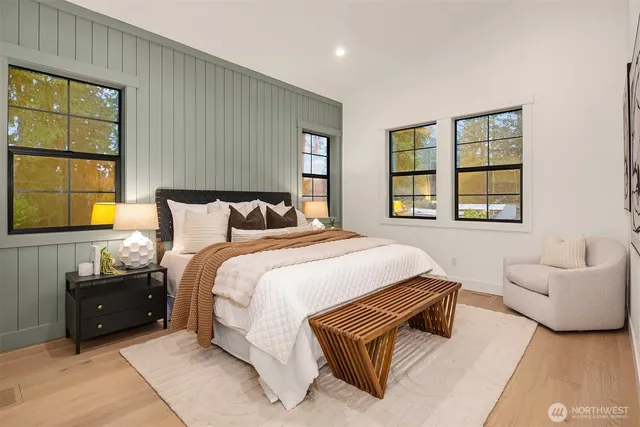 $1,975,950 | 809 166th Avenue Northeast, Bellevue, WA 98008