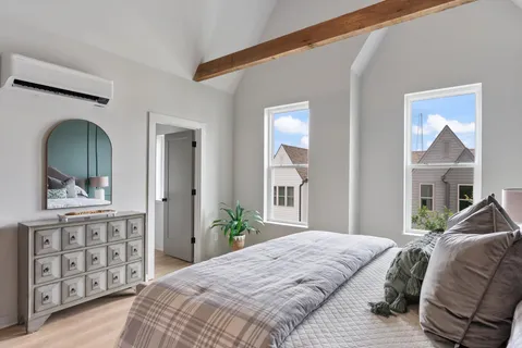 $439,900 | 352 East Village Lane, Nashville, TN 37216