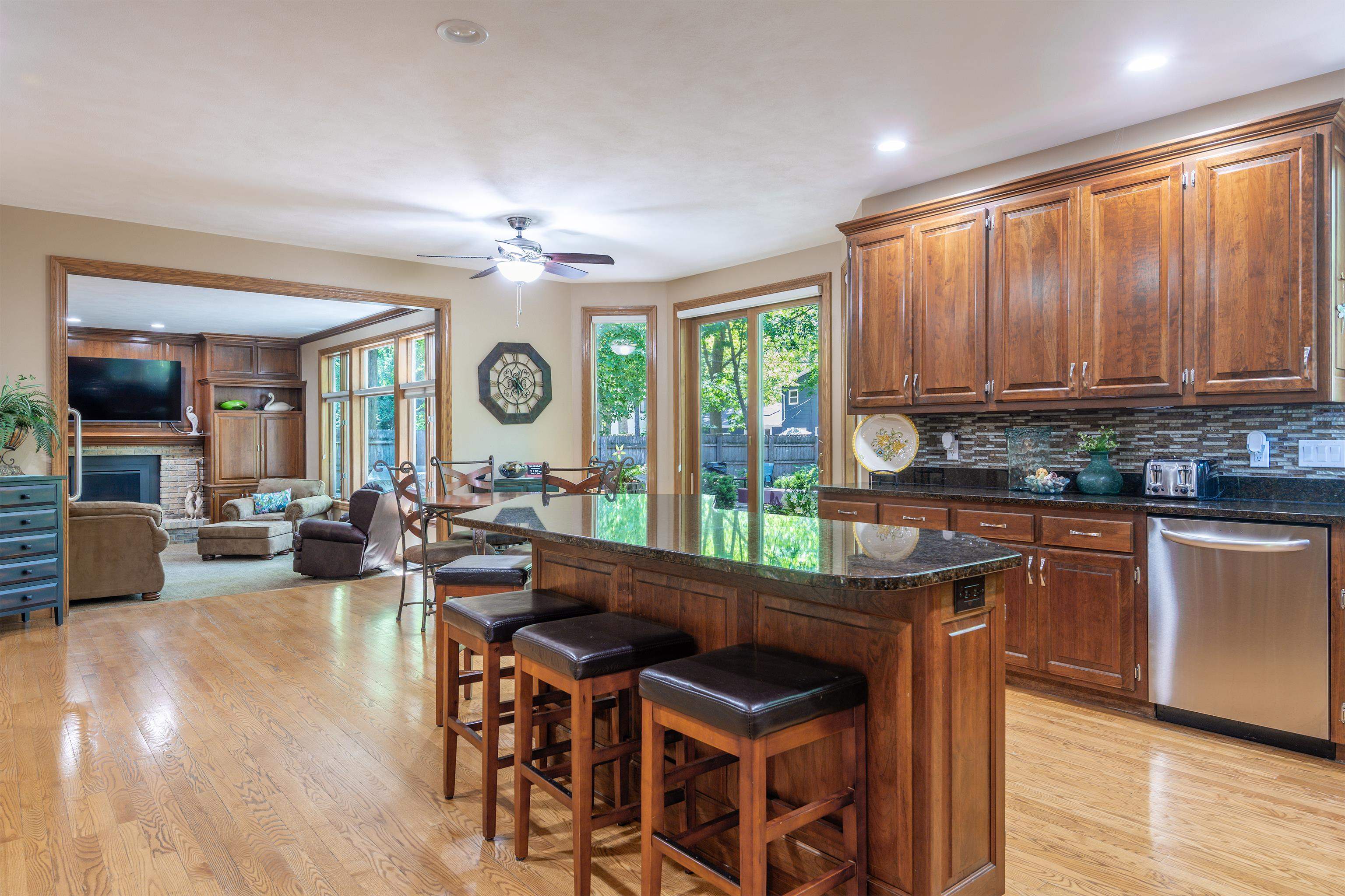 1501 South Weimar Street Appleton, WI 54915 - Photo 8 of 83
