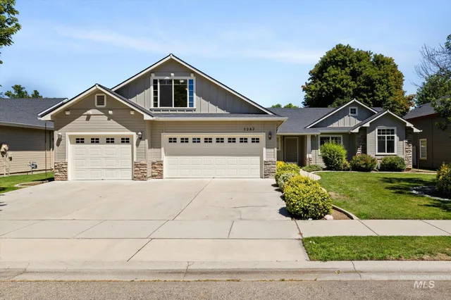 $549,900 | 5282 North Schumann Avenue, Meridian, ID 83646