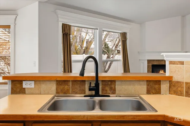 $549,900 | 5282 North Schumann Avenue, Meridian, ID 83646