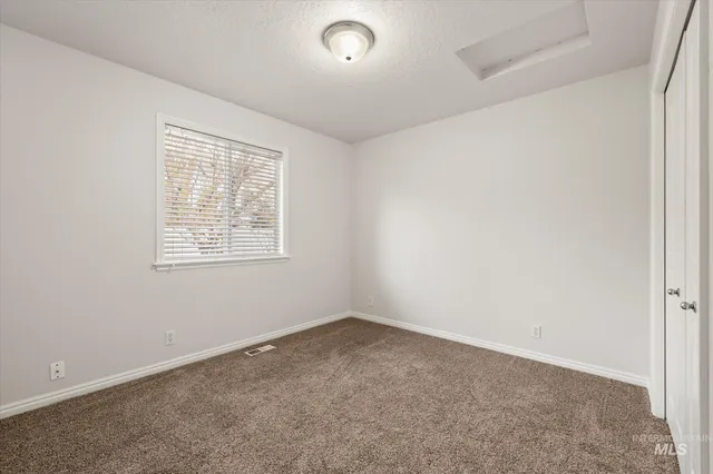 $549,900 | 5282 North Schumann Avenue, Meridian, ID 83646