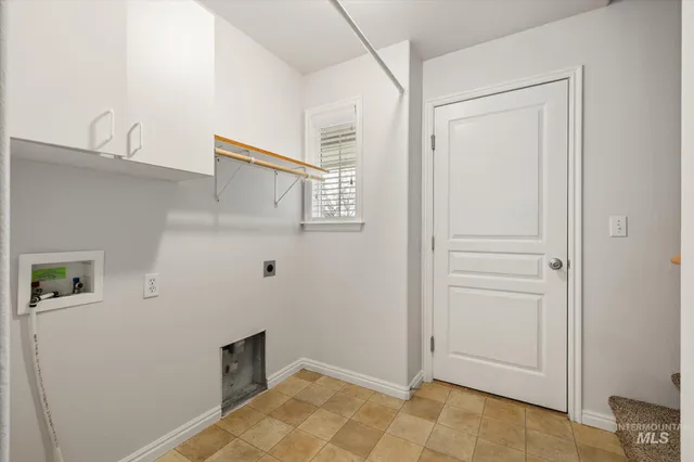 $549,900 | 5282 North Schumann Avenue, Meridian, ID 83646