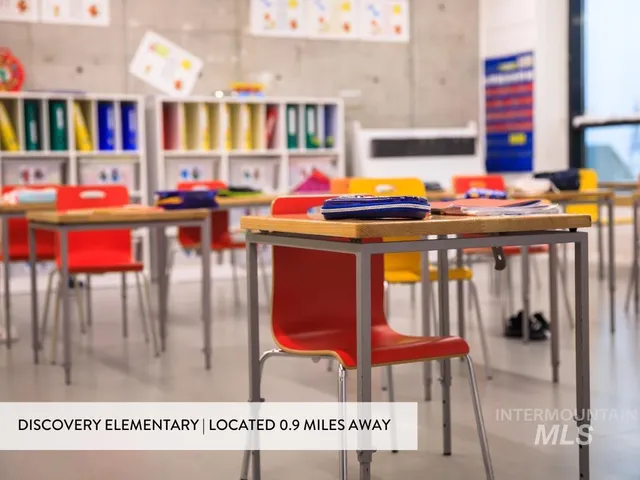 $549,900 | 5282 North Schumann Avenue, Meridian, ID 83646