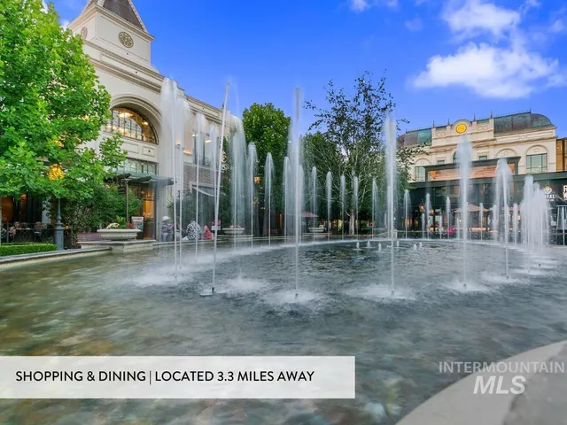 $549,900 | 5282 North Schumann Avenue, Meridian, ID 83646