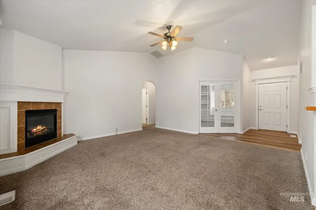 $549,900 | 5282 North Schumann Avenue, Meridian, ID 83646