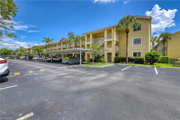 $1,750 | 8294 Key Royal Circle, Unit 1633, Naples, FL 34119