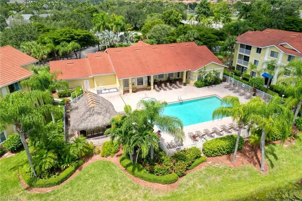 $1,750 | 8294 Key Royal Circle, Unit 1633, Naples, FL 34119