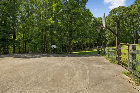$749,000 | 7555 County Line Road, White Bluff, TN 37187