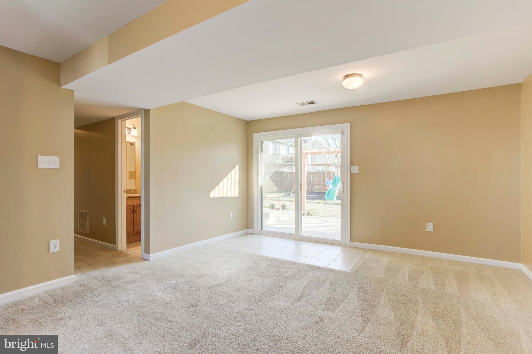 14328 Rabson Court Woodbridge, VA 22193 - Photo 24 of 38 Gallery Image 24