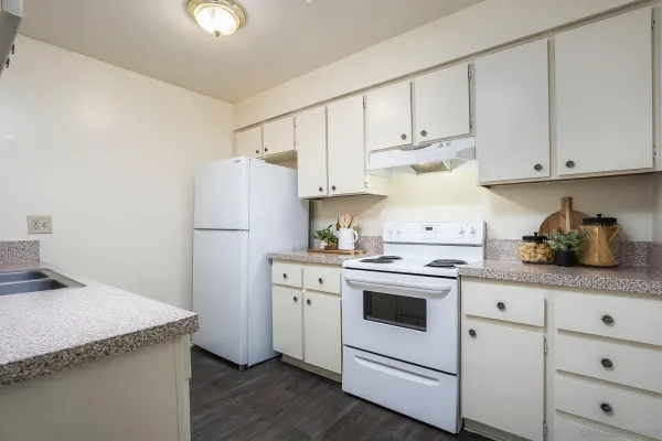 $480,000 | 3982 Valeta Street, Unit 273, San Diego, CA 92110
